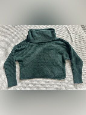 Pink Rose Ribbed Sweater Medium Forest Green Fitted Stretch Knit Soft Cozy